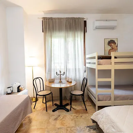 庞贝古城乐安替迪旅馆 庞贝