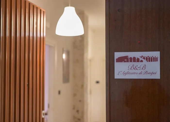 L'anfiteatro Di 3* Pompei